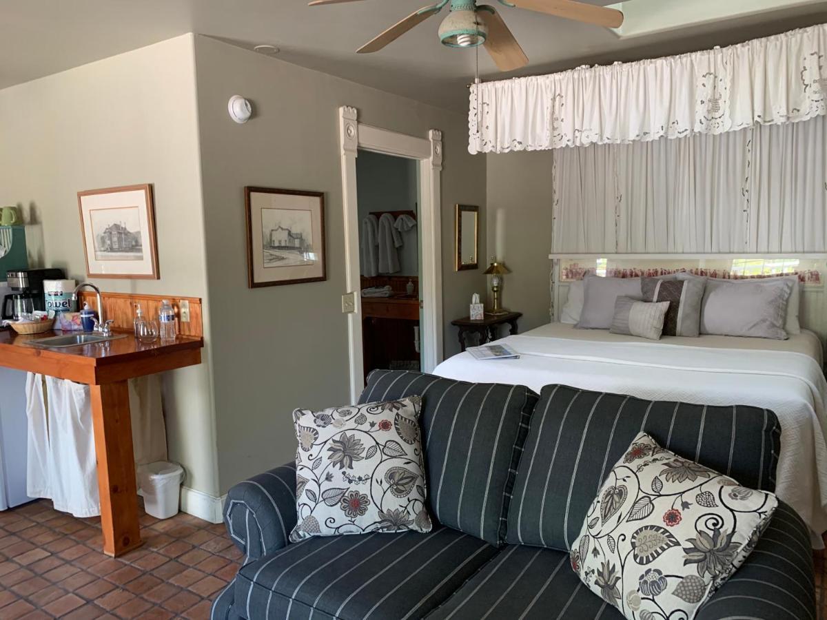 The Cottage At 241 North Saint George Extérieur photo