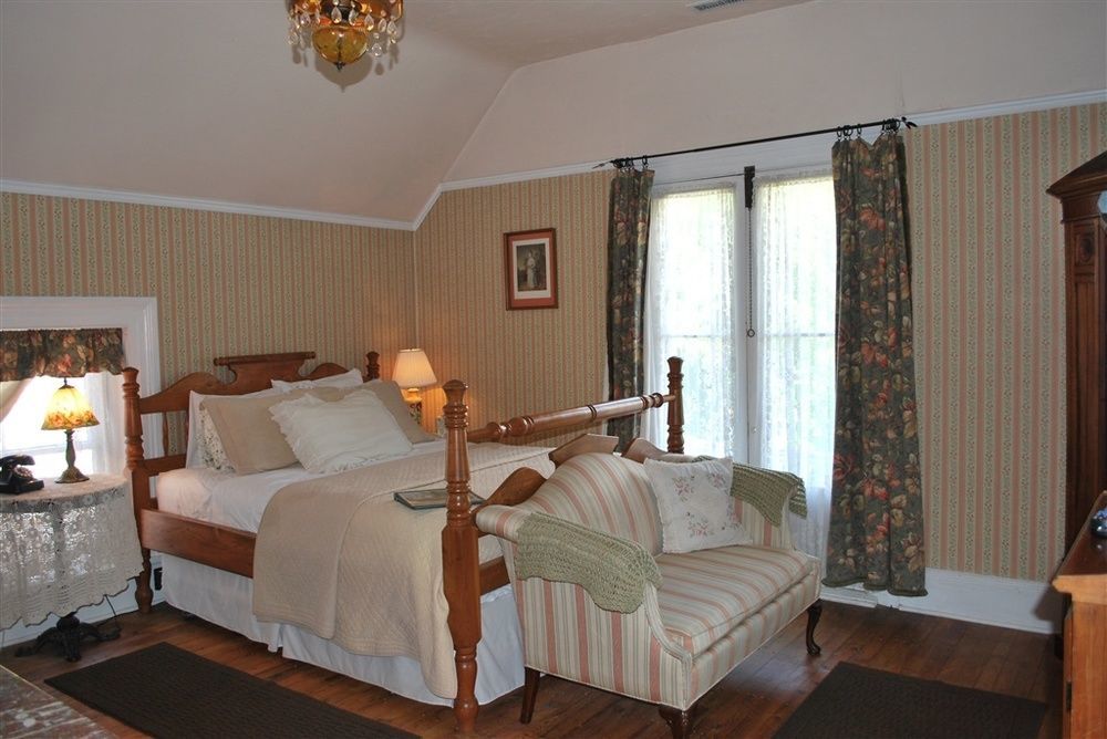 The Cottage At 241 North Saint George Extérieur photo