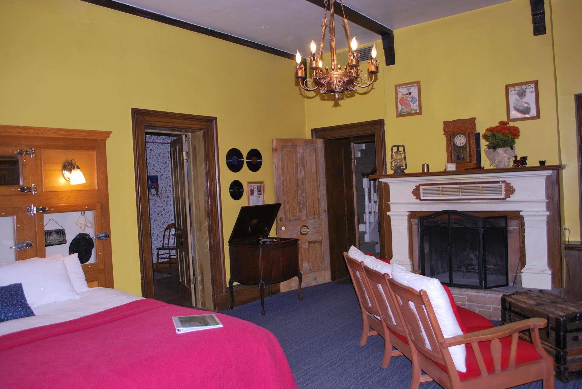 The Cottage At 241 North Saint George Extérieur photo