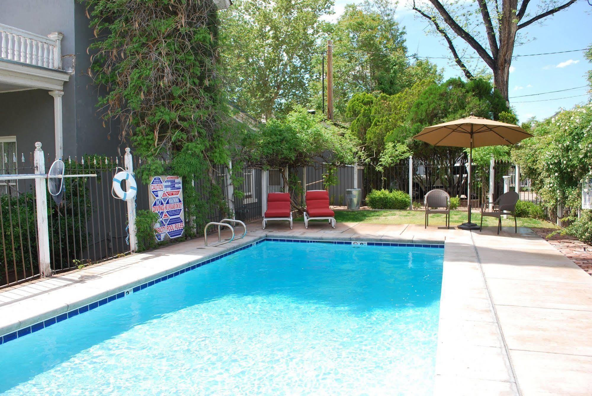 The Cottage At 241 North Saint George Extérieur photo